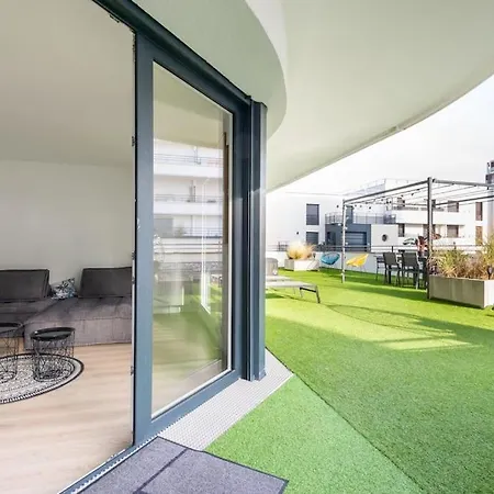 Bed & Breakfast Abraham - Guest 1 Ladefense U-arena #terasse #fibre #netflix