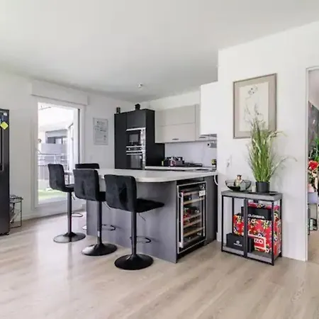 Bed & Breakfast Abraham - Guest 1 Ladefense U-arena #terasse #fibre #netflix