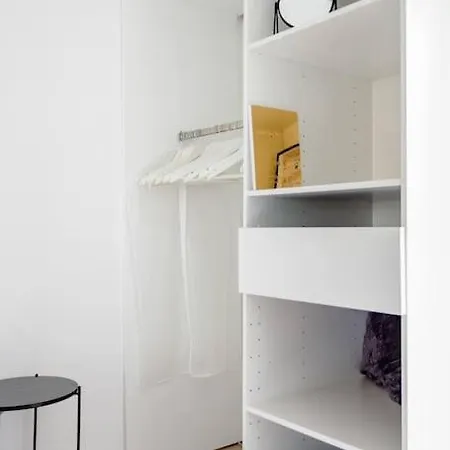 Abraham-guest 1 Ladefense U-arena #terasse #fibre #view Отель типа 