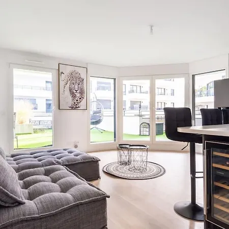 Abraham-guest 1 Ladefense U-arena #terasse #fibre #view Отель типа 